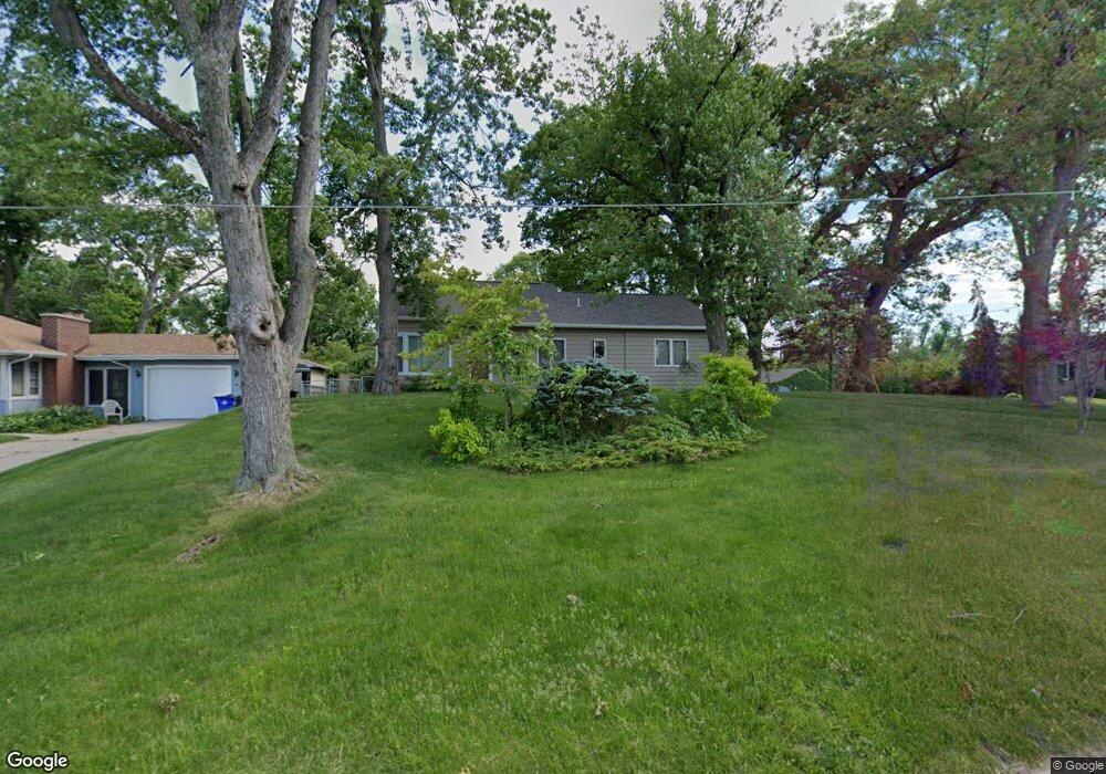 3001 12th Ave SE, Cedar Rapids, IA 52403 - photo 1