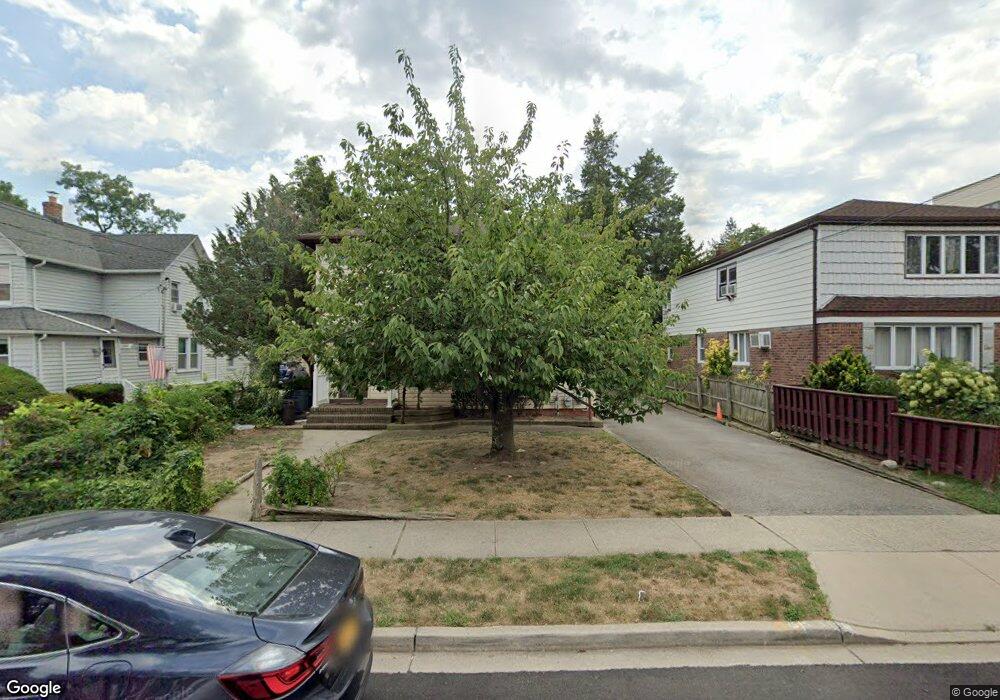 24 5th St unit 2, Valley Stream, NY 11581 - photo 1