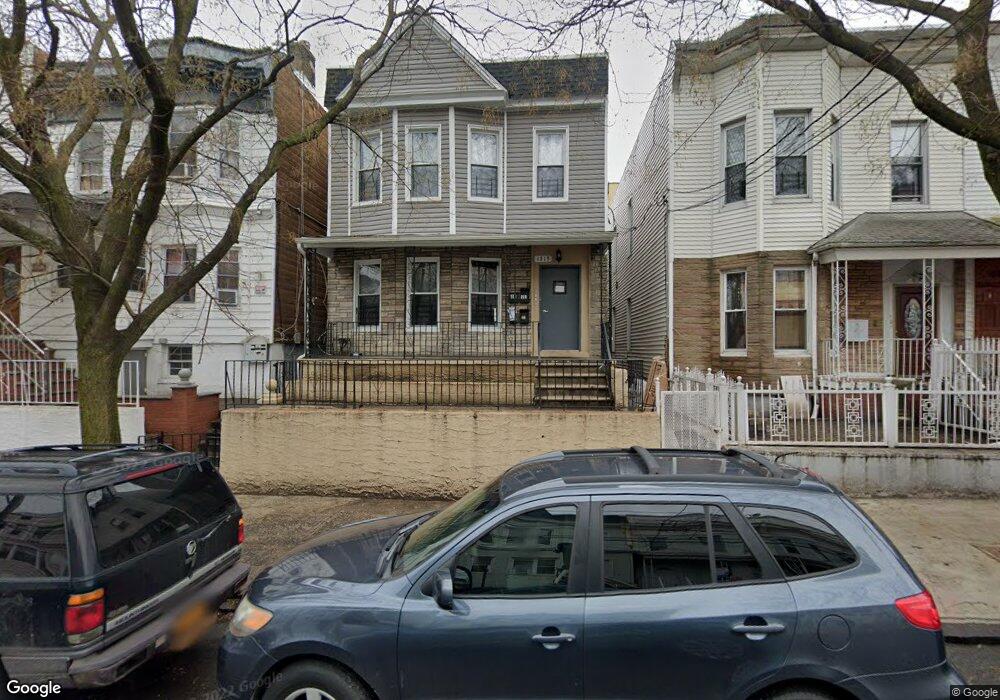 1519 Commonwealth Ave, Bronx, NY 10460 - photo 1