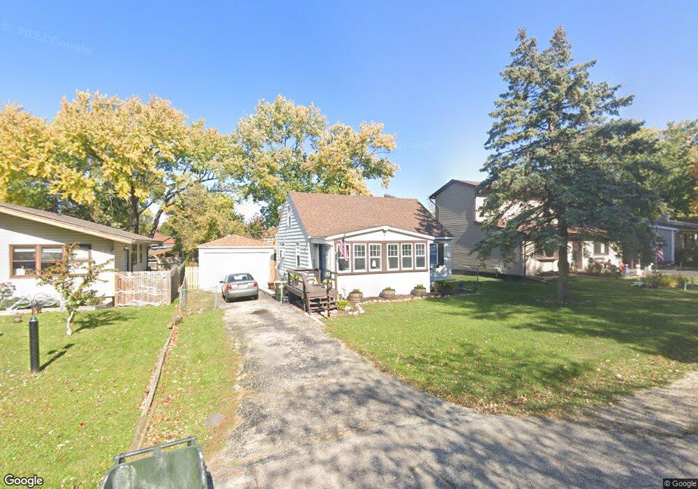 7 Hunters Path unit 1, Lake In the Hills, IL 60156 - photo 1