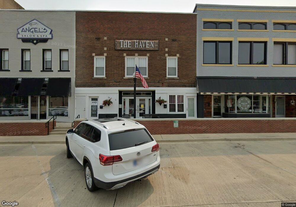 318 4th St, Covington, IN 47932 - photo 1