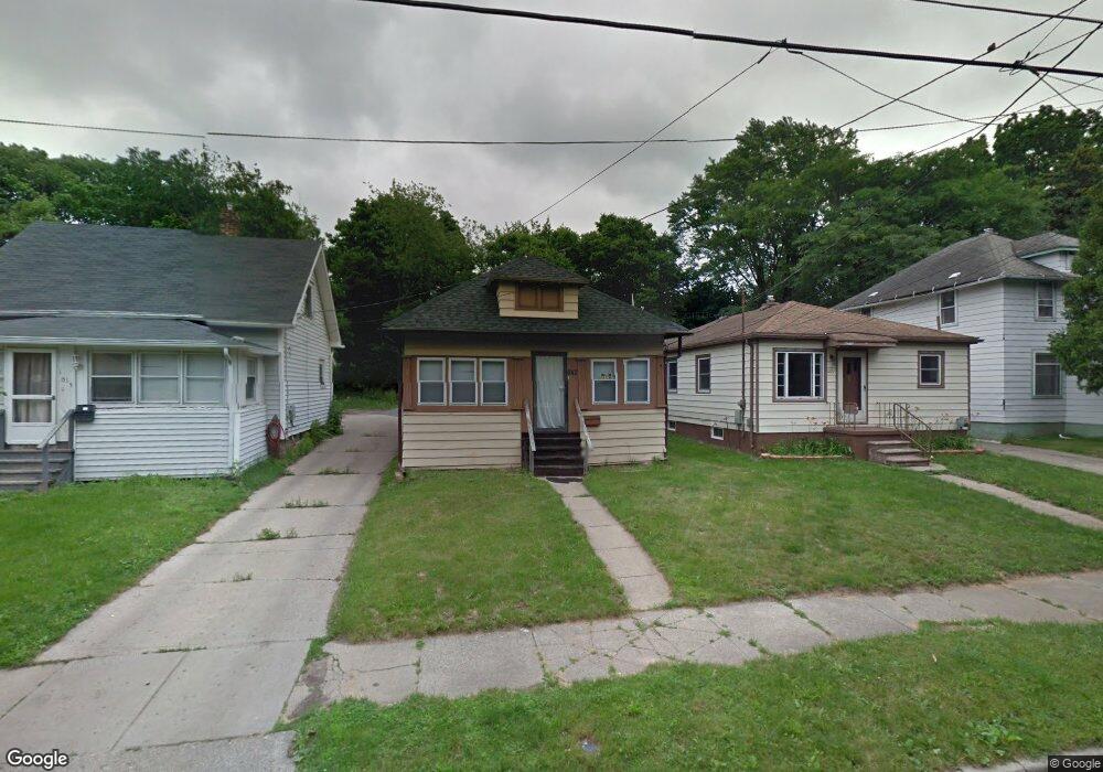 1017 Mccullough St, Lansing, MI 48912 - photo 1