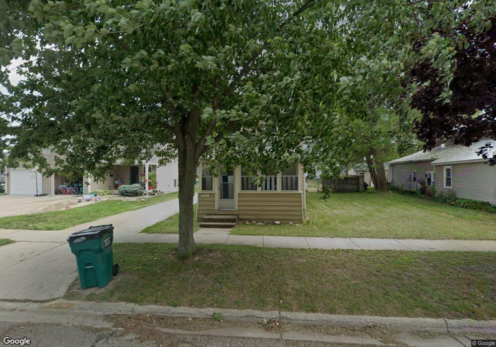 129 W Maple St, Wayland, MI 49348 - photo 1