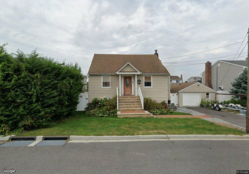 2676 Neptune Ave, Seaford, NY 11783 - photo 1