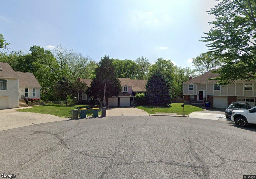 10166 Haskins St, Lenexa, KS 66215 - photo 1