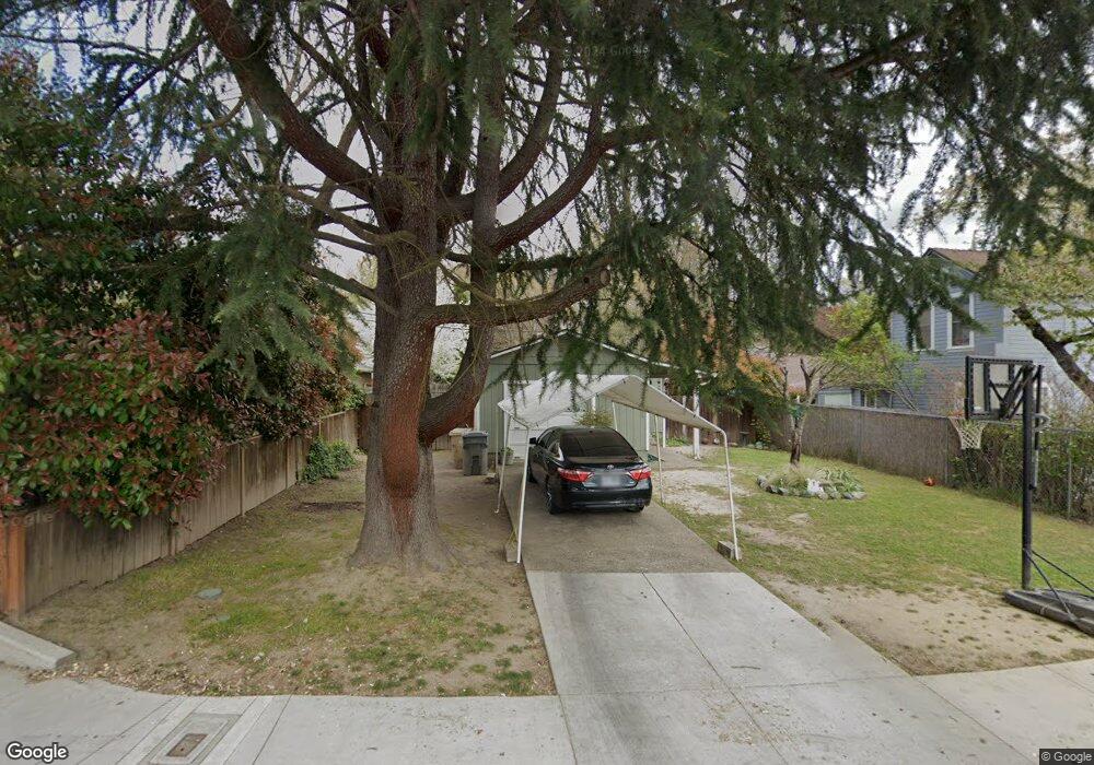 1110 NW B St, Grants Pass, OR 97526 - photo 1