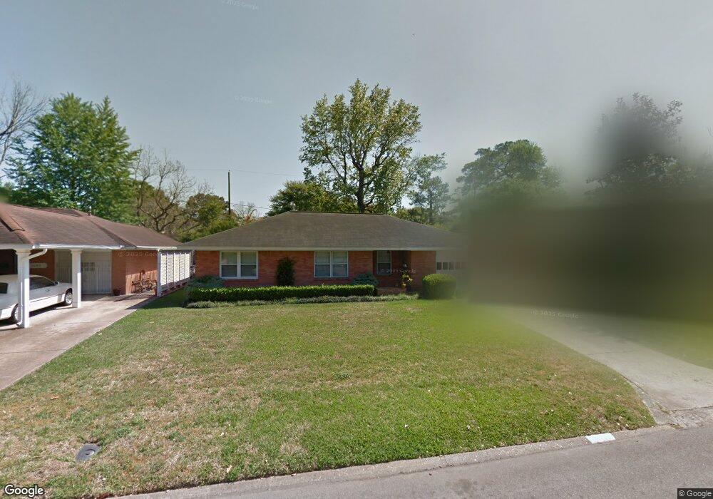 2111 Chantilly Ln, Houston, TX 77018 - photo 1