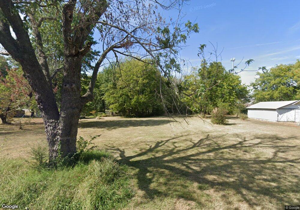 12 N Orphan St, Pryor, OK 74361 - photo 1