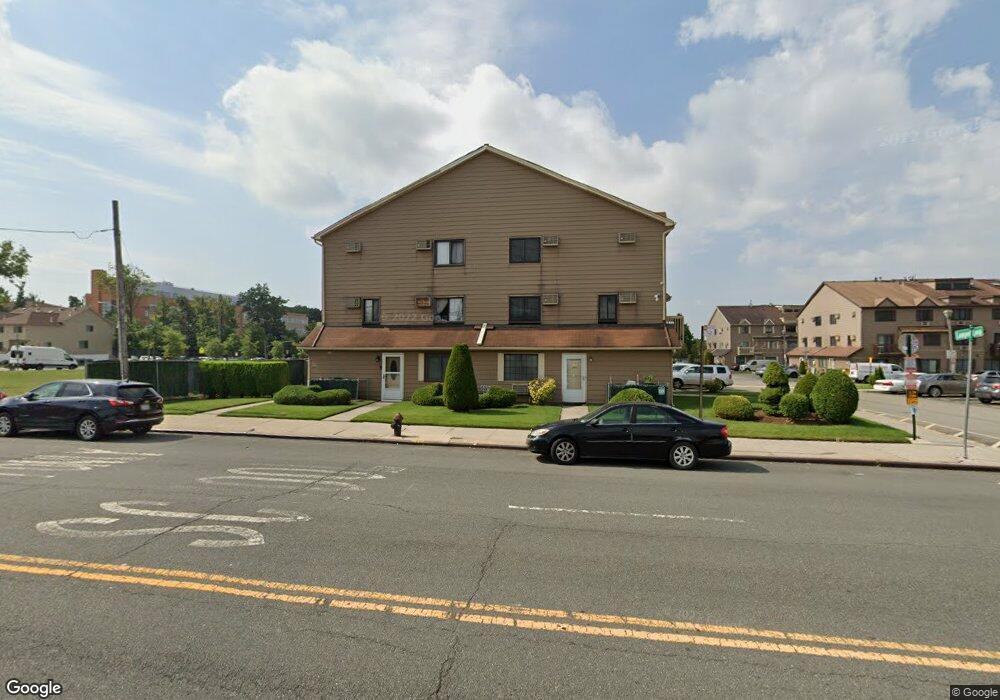 193A Lamped Loop unit 38, Staten Island, NY 10314 - photo 1