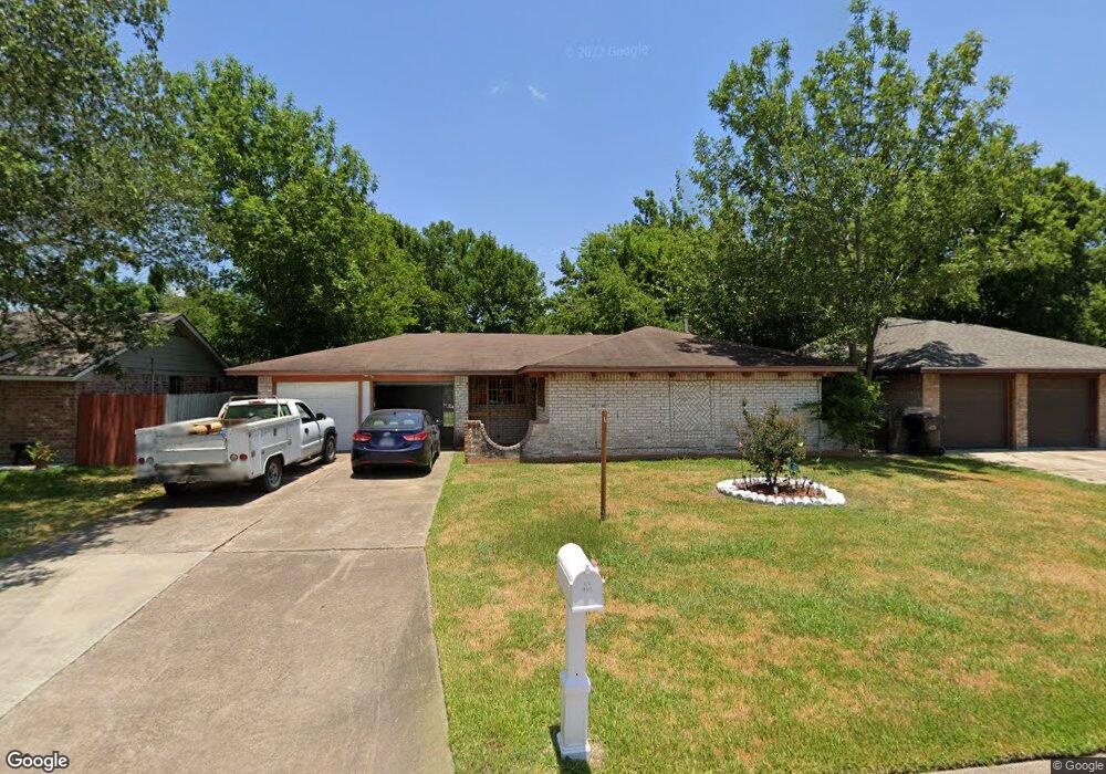 1918 Aldsworth Dr, Houston, TX 77088 - photo 1
