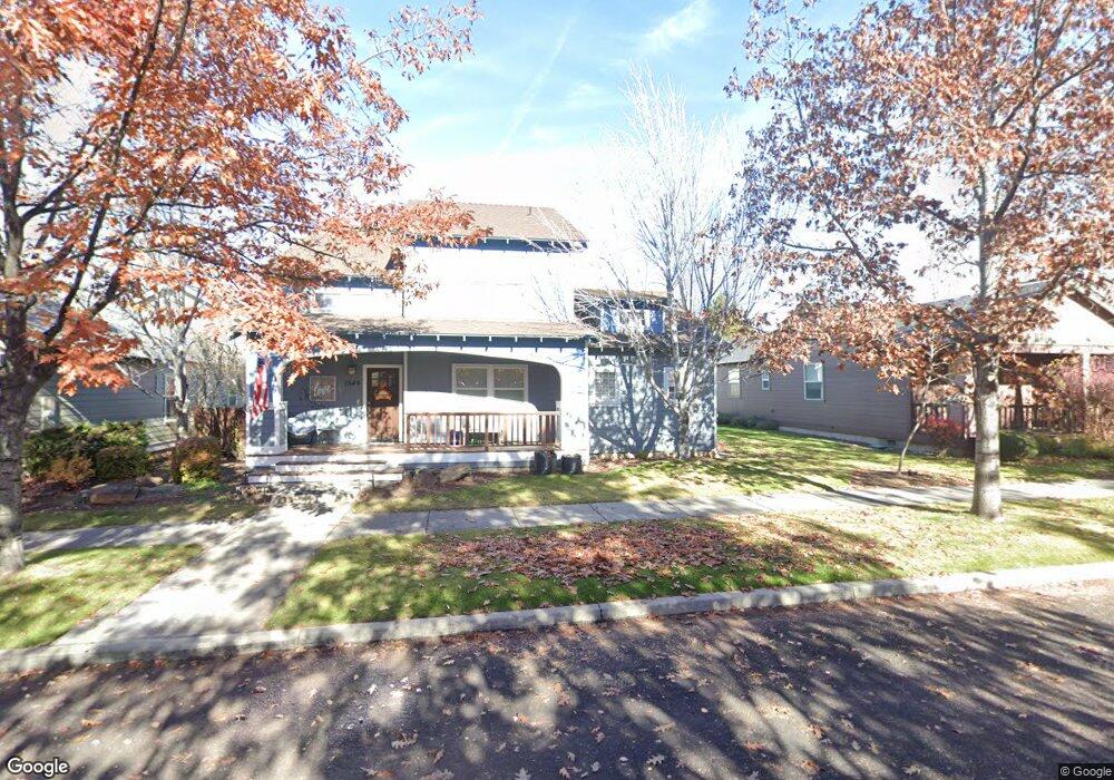 1549 NW Jackpine Ave, Redmond, OR 97756 - photo 1