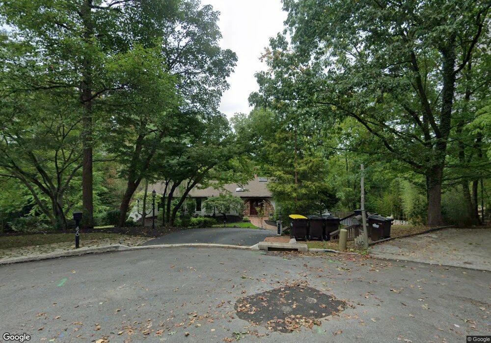 420 Woodland Cir unit 16, Wayne, PA 19087 - photo 1