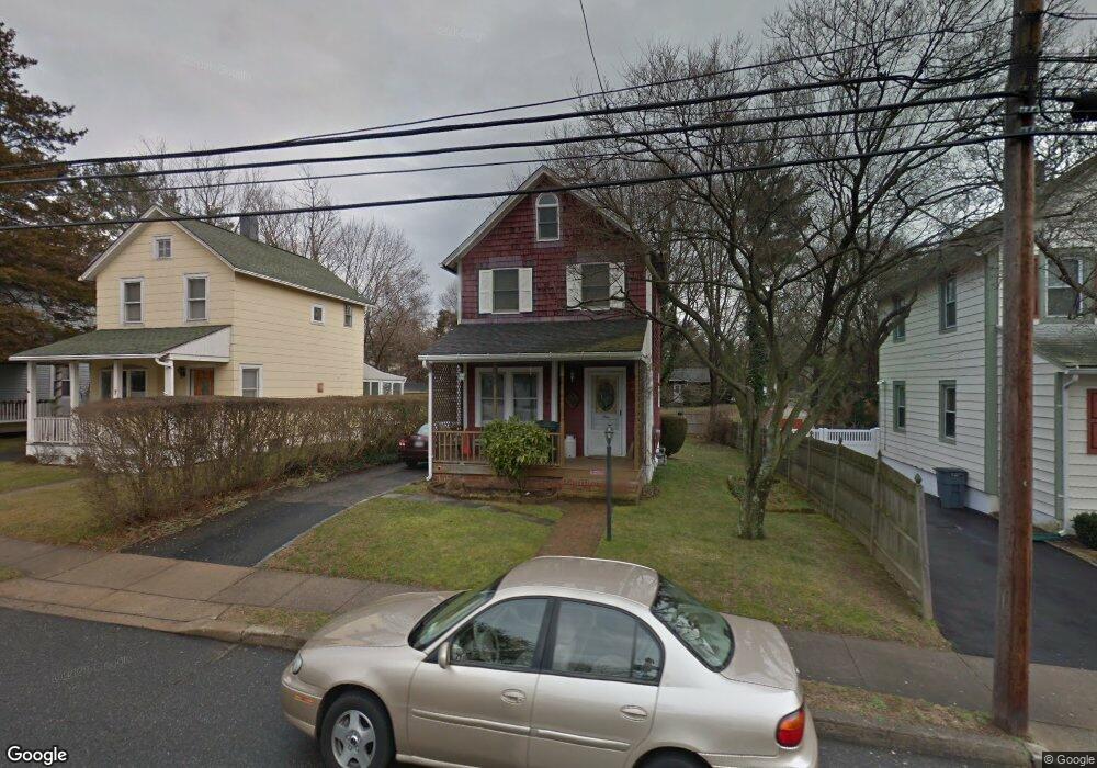 9 Vine St, Glenwood Landing, NY 11547 - photo 1