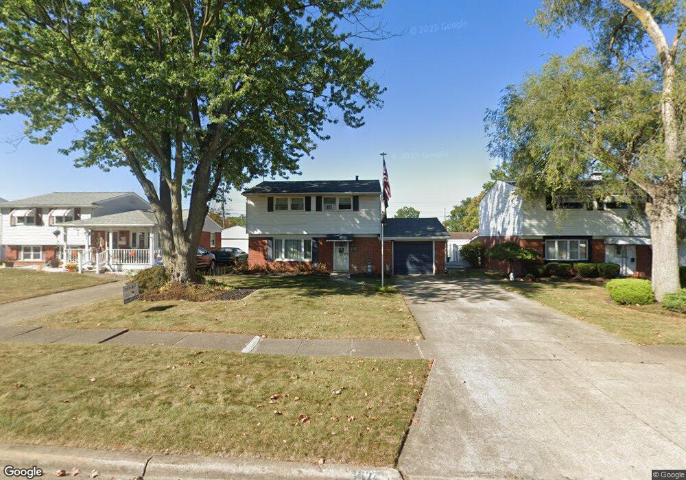 4624 Charleston Ave, Lorain, OH 44055 - photo 1