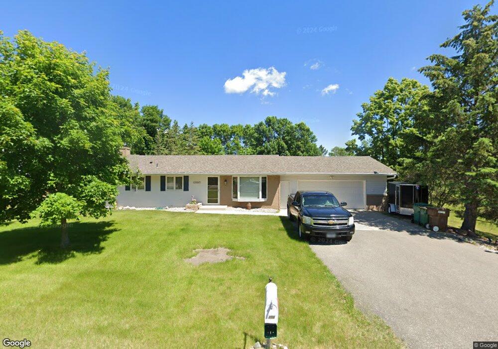 708 Victoria Dr, Alexandria, MN 56308 - photo 1