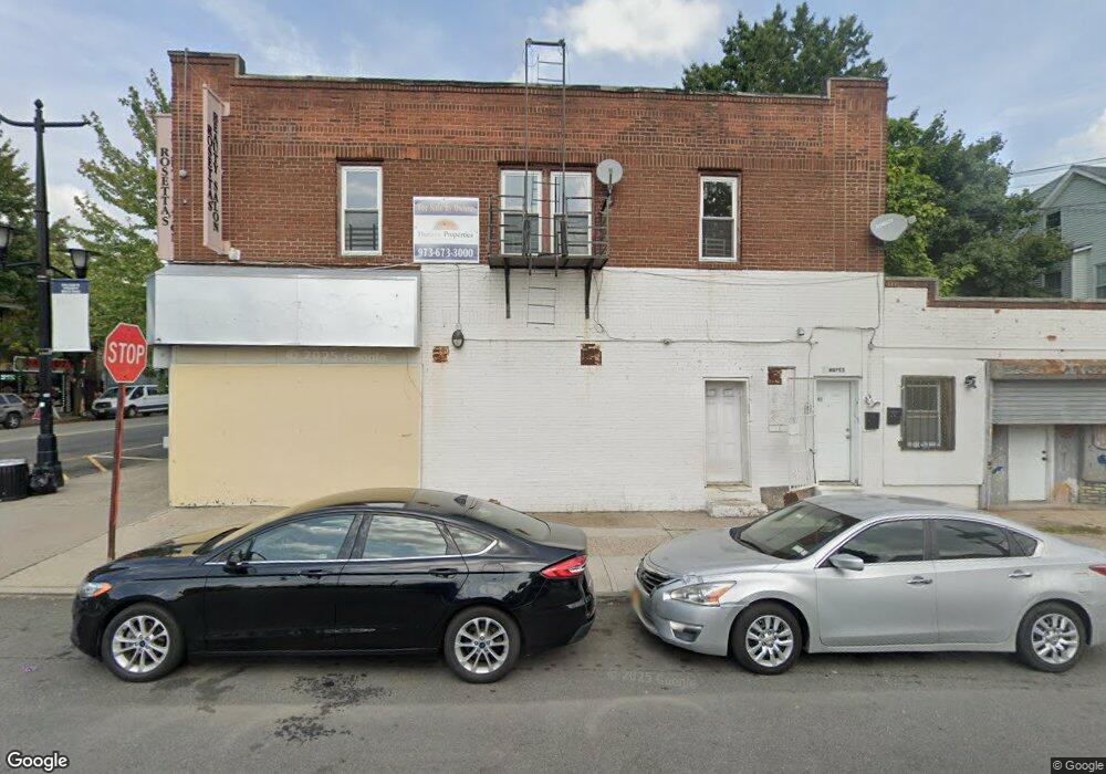 1008 Bergen St unit 2, Newark, NJ 07112 - photo 1