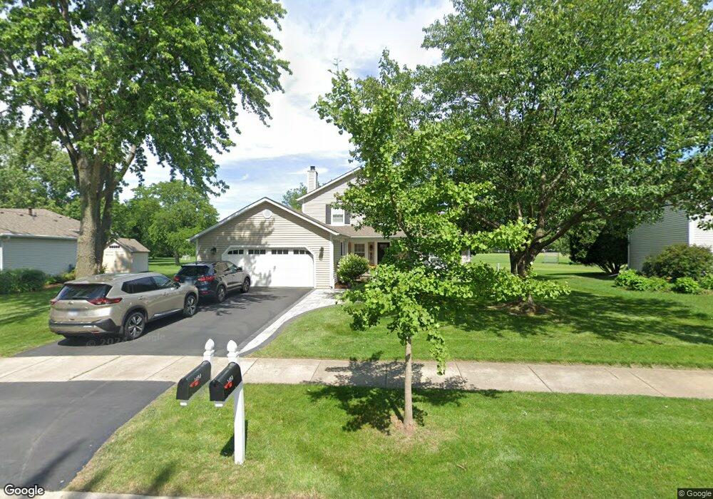 1454 Pinetree Dr, Naperville, IL 60565 - photo 1