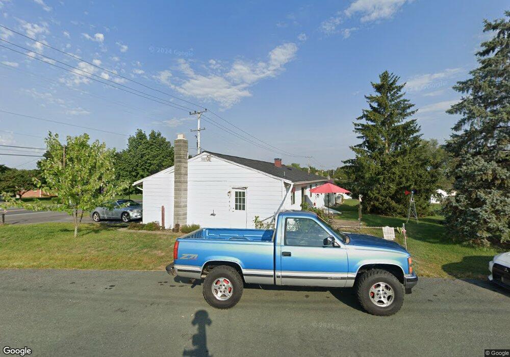 3435 Westview Cir, Greencastle, PA 17225 - photo 1