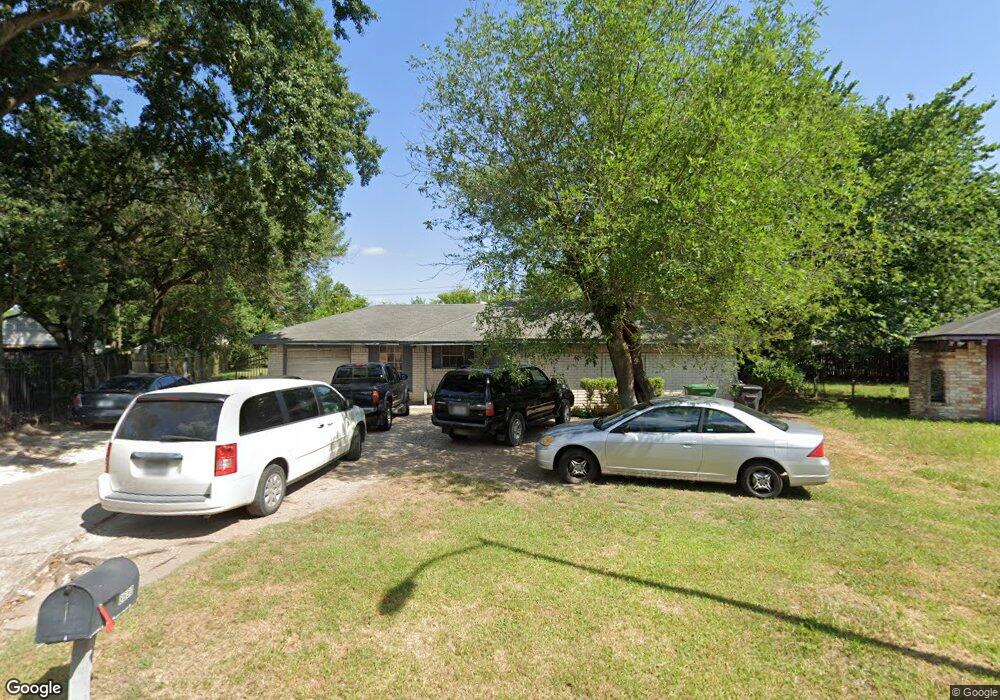 8650 Whitecastle Ln, Houston, TX 77088 - photo 1