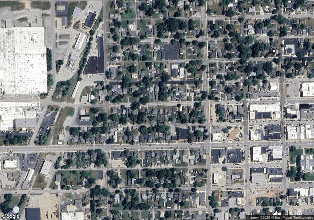 333 W 5th St unit 335, Auburn, IN 46706 - photo 1