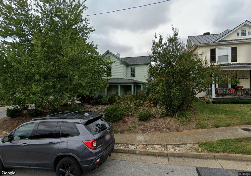 473 Maple Ave, Waynesboro, VA 22980 - photo 1