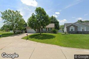 310 Derek Dr, Hawk Point, MO 63349