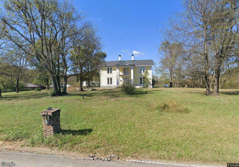 190 Hawthorne Hill Rd, Shelbyville, TN 37160 - photo 1