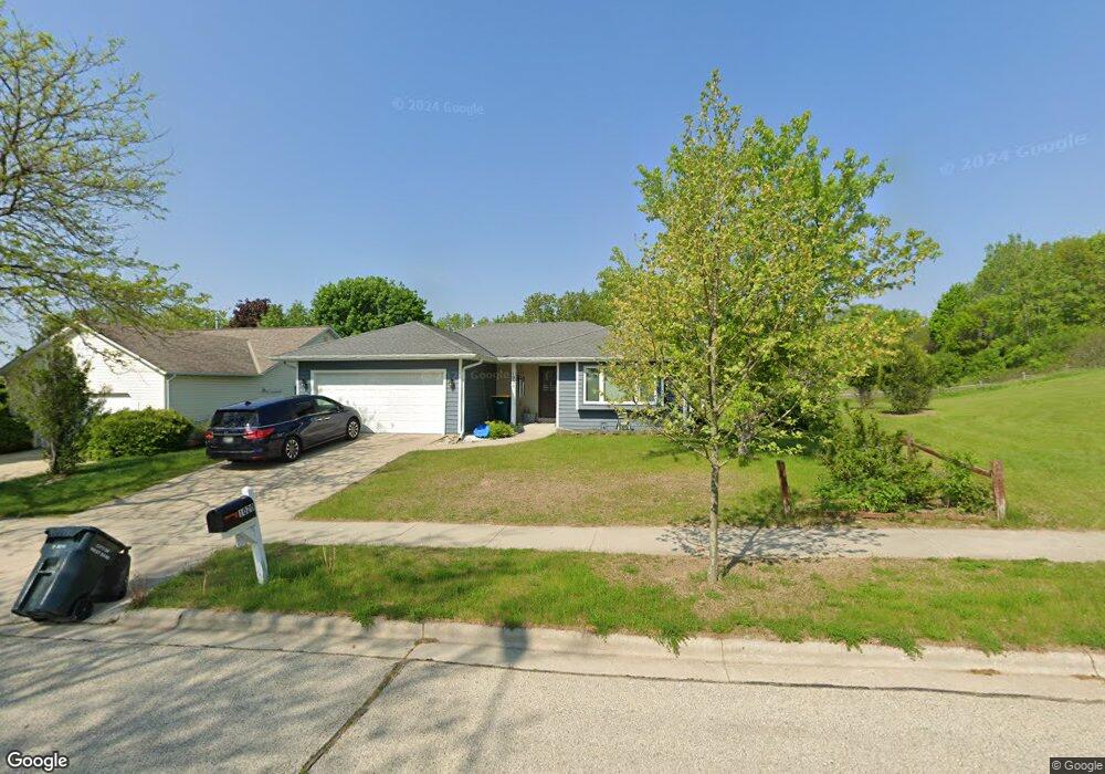 1020 Squire Ln, West Bend, WI 53090 - photo 1