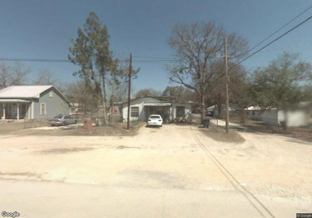 470 N Central Ave, New Braunfels, TX 78130 - photo 1