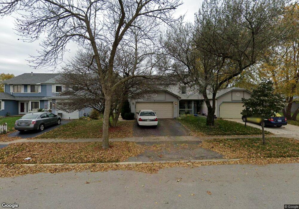 1822 Shetland Rd, Naperville, IL 60565 - photo 1