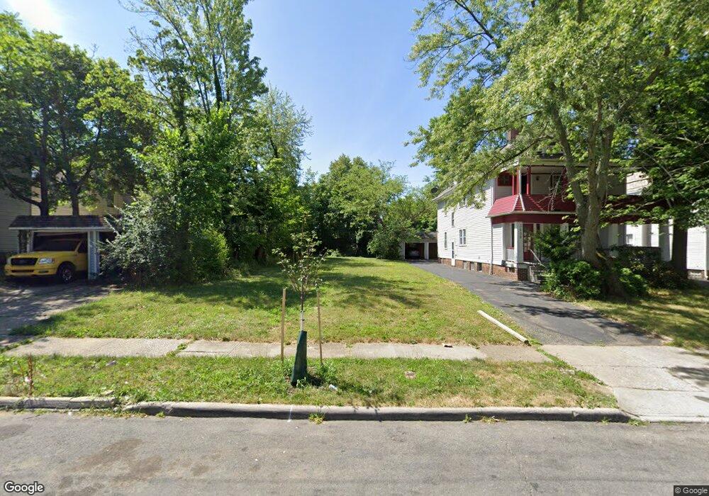 3444 Altamont Ave, Cleveland, OH 44118 - photo 1