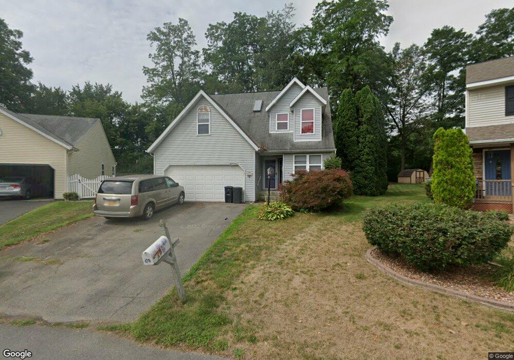 18 Weathercrest Ct, Schenectady, NY 12302 - photo 1