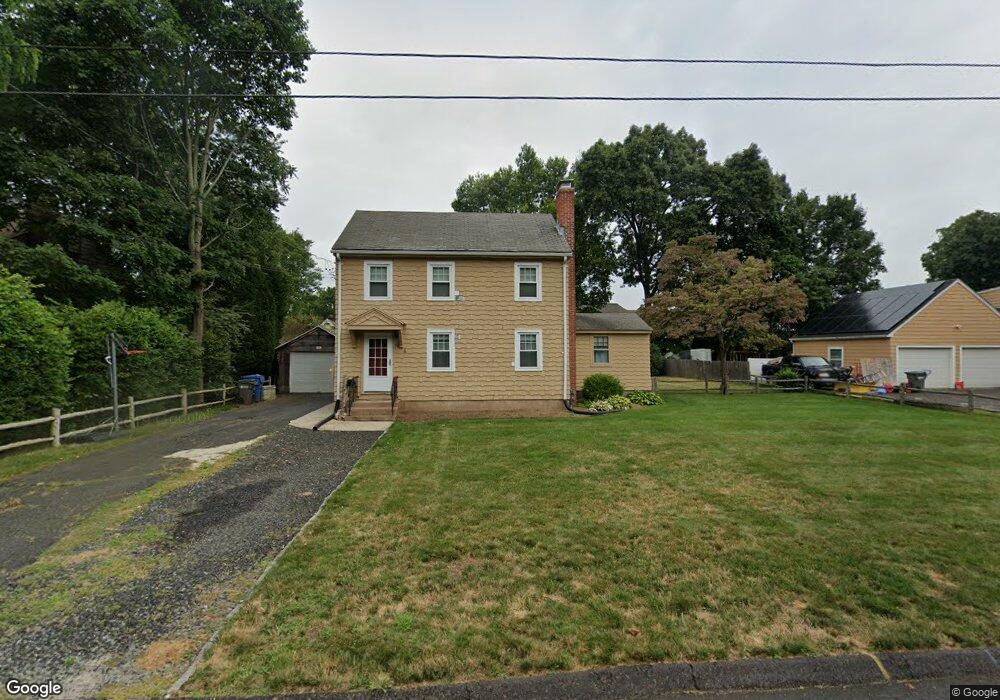 76 Phelps Rd, Manchester, CT 06042 - photo 1