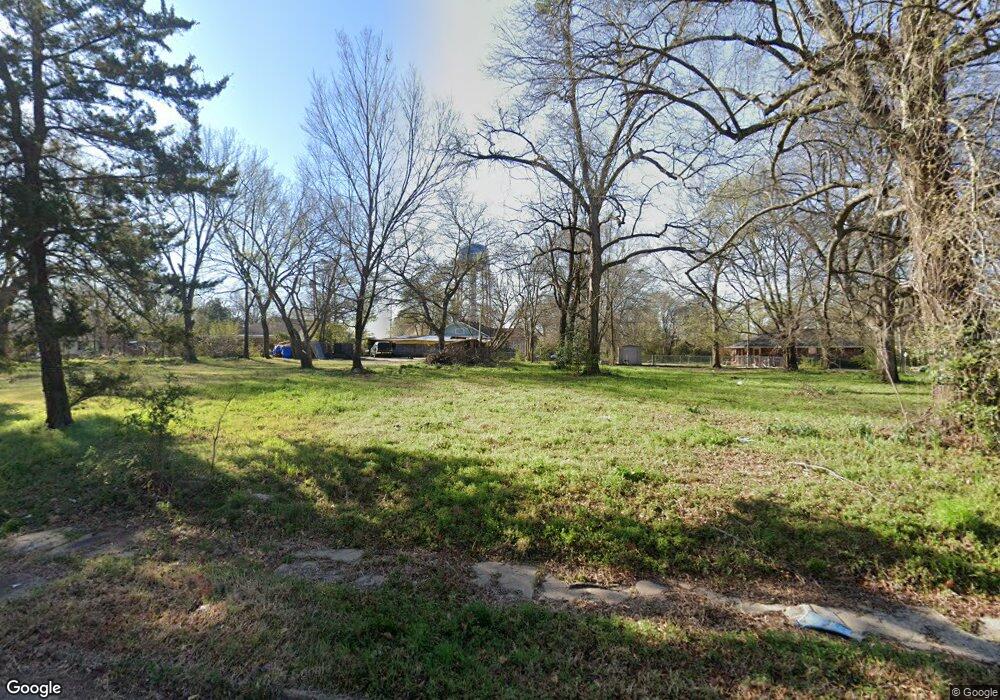 1319 W 5th St, Texarkana, TX 75501 - photo 1