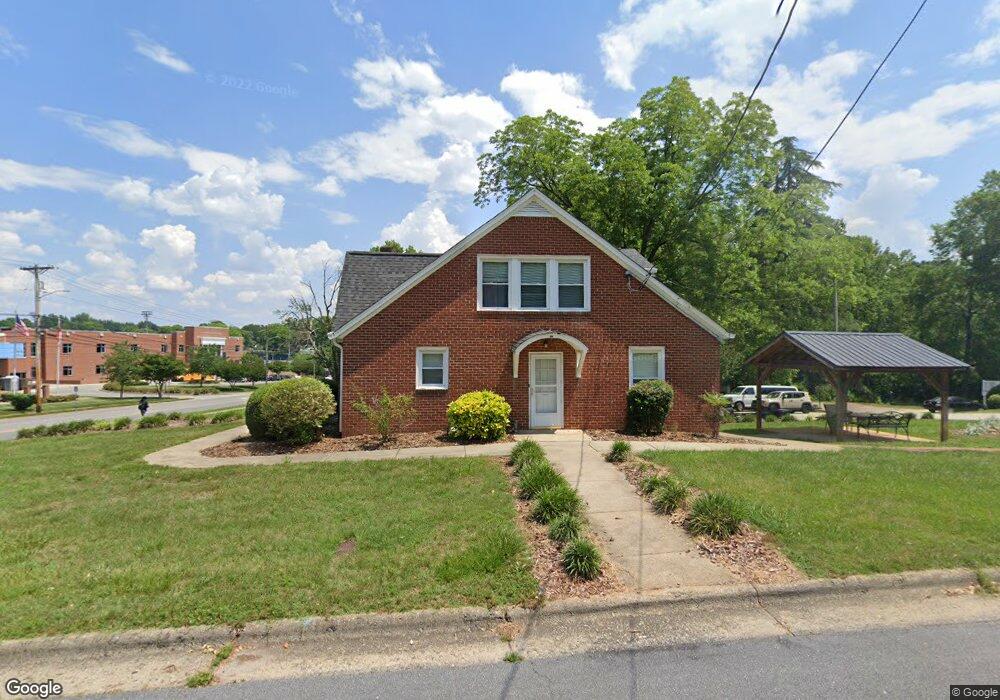 487 N Center St, Statesville, NC 28677 - photo 1