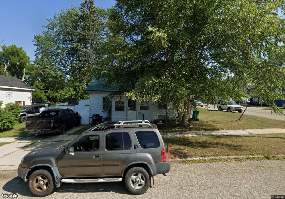 817 Regent St, Niles, MI 49120 - photo 1