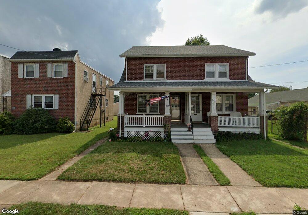 826 W 3rd St, Lansdale, PA 19446 - photo 1