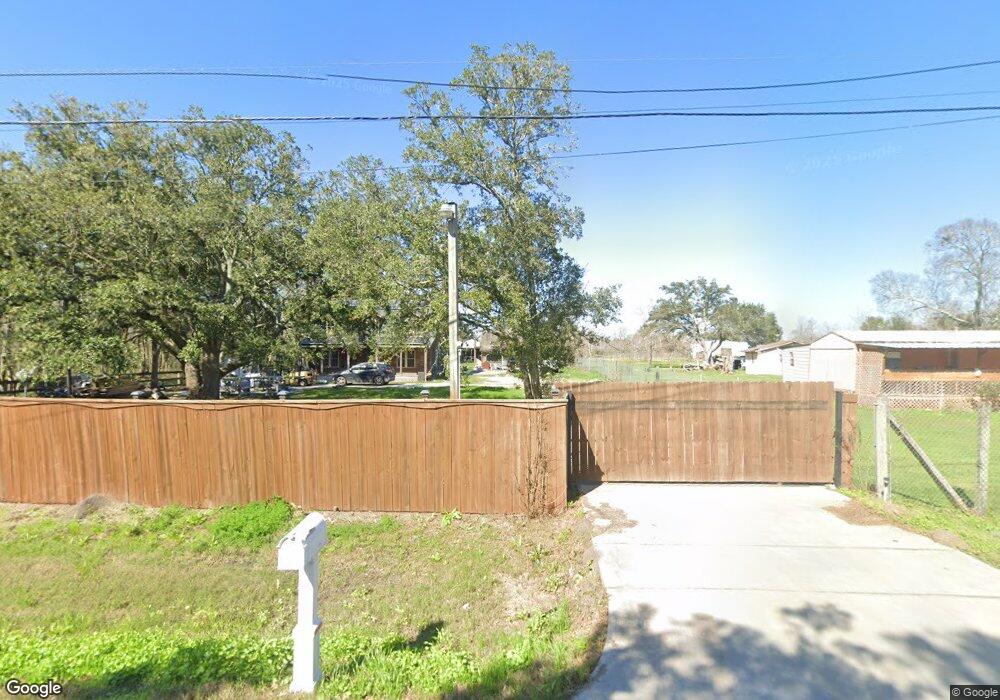 19032 Cammie Rd, Alvin, TX 77511 - photo 1