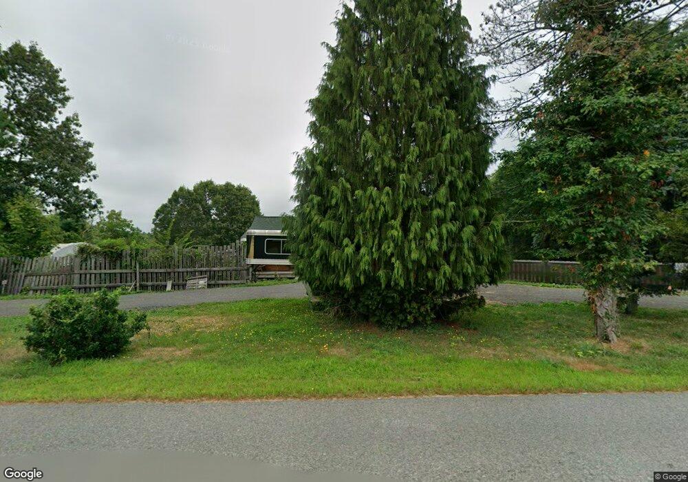 106 Locust St, Berkley, MA 02779 - photo 1