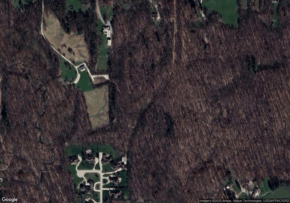 4390 Everett Rd, Akron, OH 44333 - photo 1