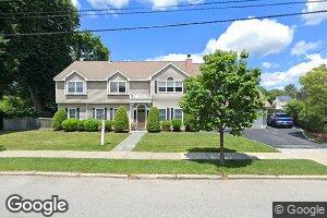 689 Saw Mill Brook Pkwy, Newton Center, MA 02459