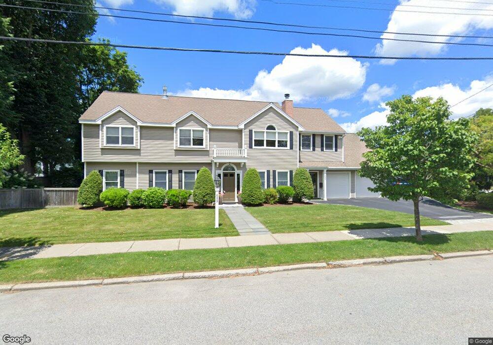 689 Saw Mill Brook Pkwy, Newton Center, MA 02459 - photo 1