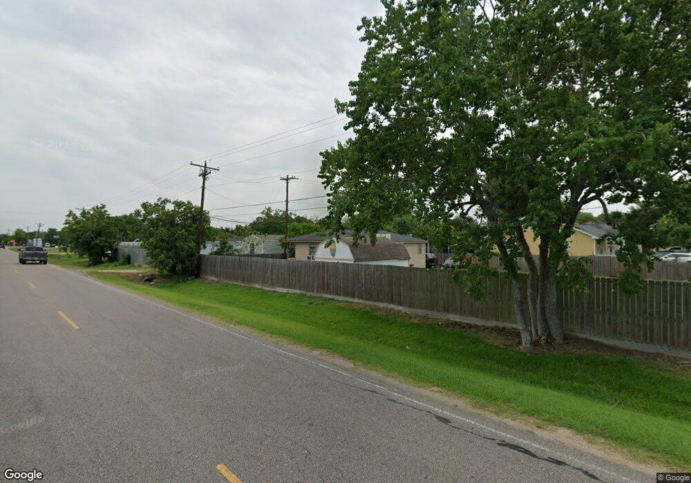 7517 County Road 669b unit 669B, Alvin, TX 77511 - photo 1