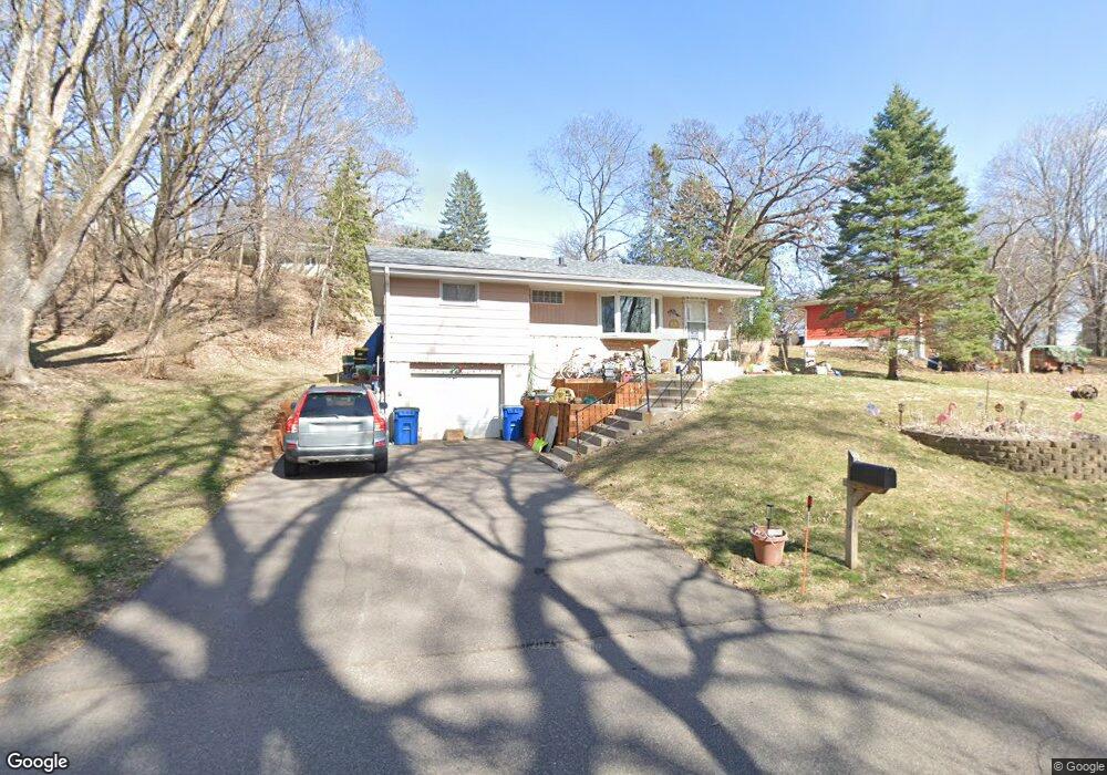 14940 Williston Ln, Minnetonka, MN 55345 - photo 1