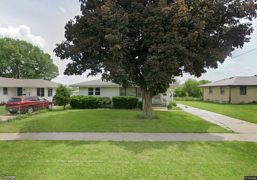 3213 E 26th St, Des Moines, IA 50317 - photo 1