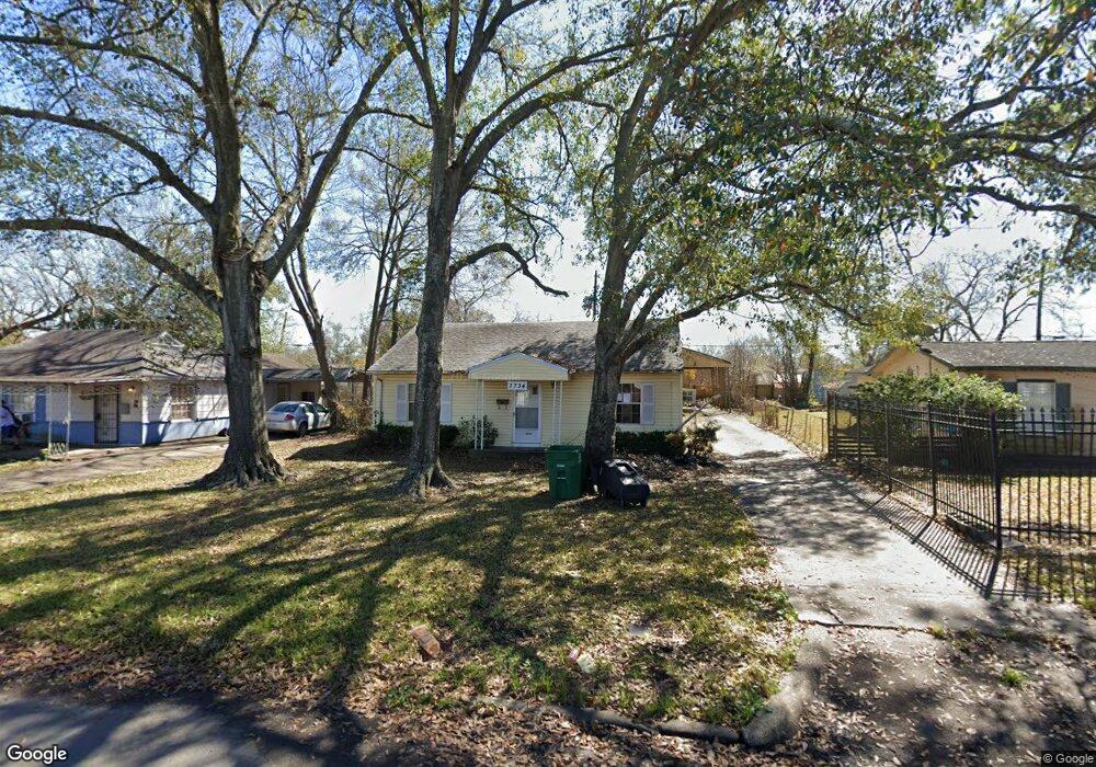 7734 Greendowns St, Houston, TX 77087 - photo 1