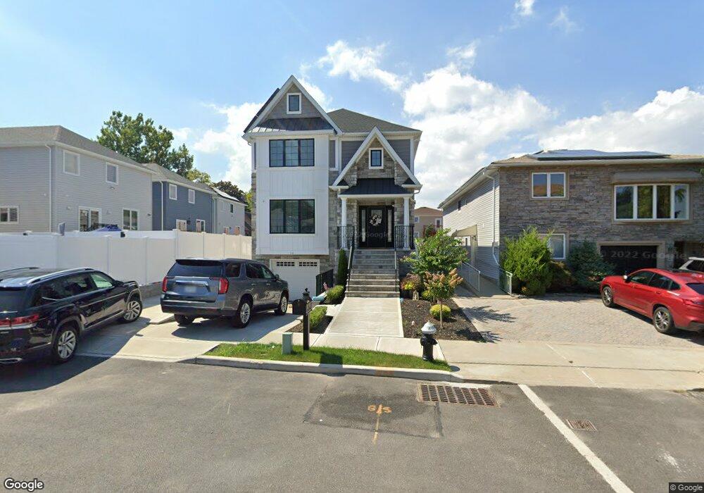 16 Tuttle St, Staten Island, NY 10314 - photo 1