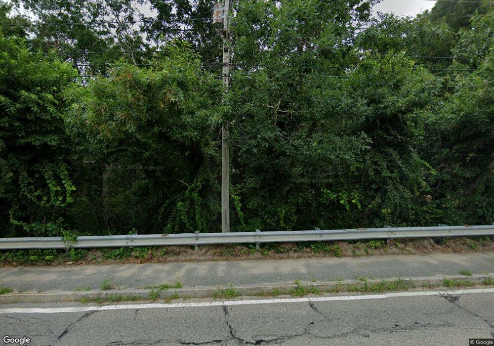 722 N Falmouth Hwy, North Falmouth, MA 2556 - photo 1