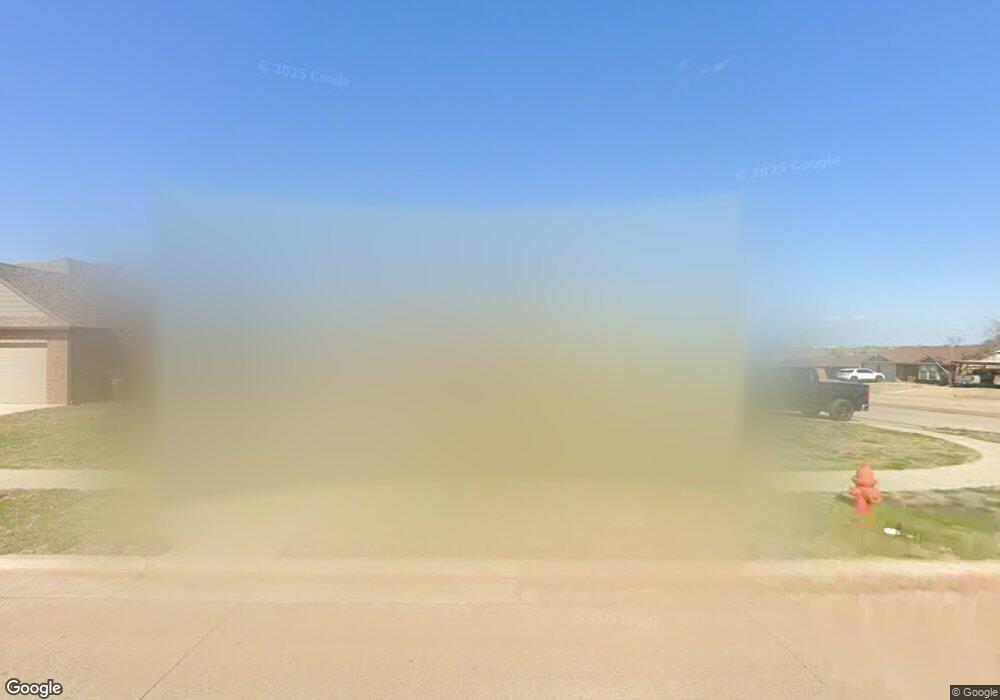 1617 SE 6th St, Moore, OK 73160 - photo 1