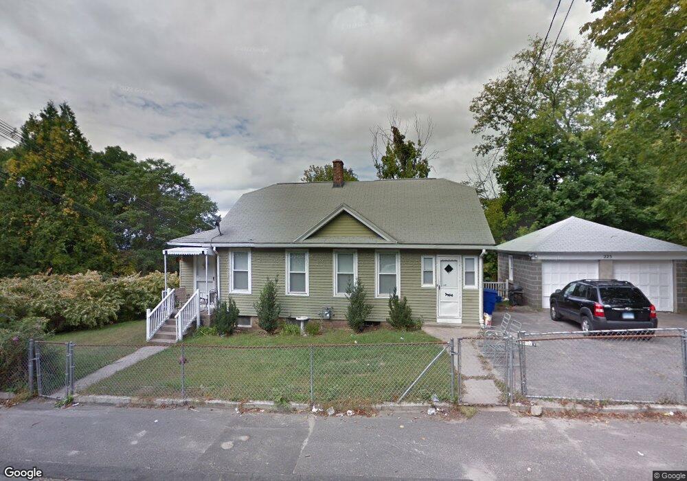 225 225 N Walnut, Waterbury, CT 06704 - photo 1